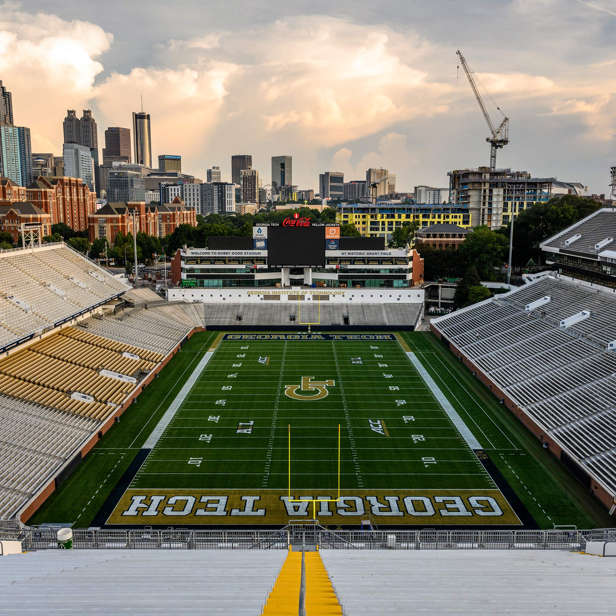 Bobby Dodd stadium background image